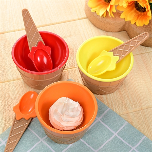 8oz Plastic Ice Cream Bowls and Spoons for Birthday Party