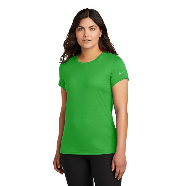 Nike Women's Swoosh Sleeve rLegend Tee