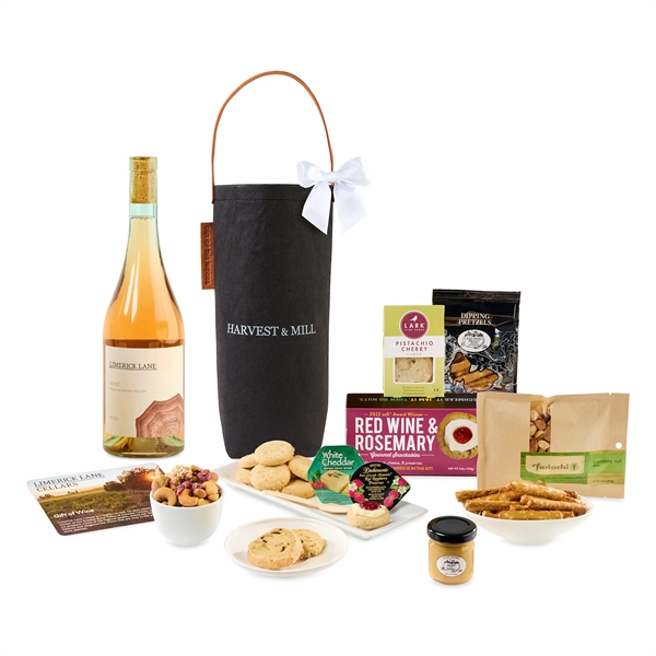 Wine Enthusiast Tote & Gourmet Gift Set