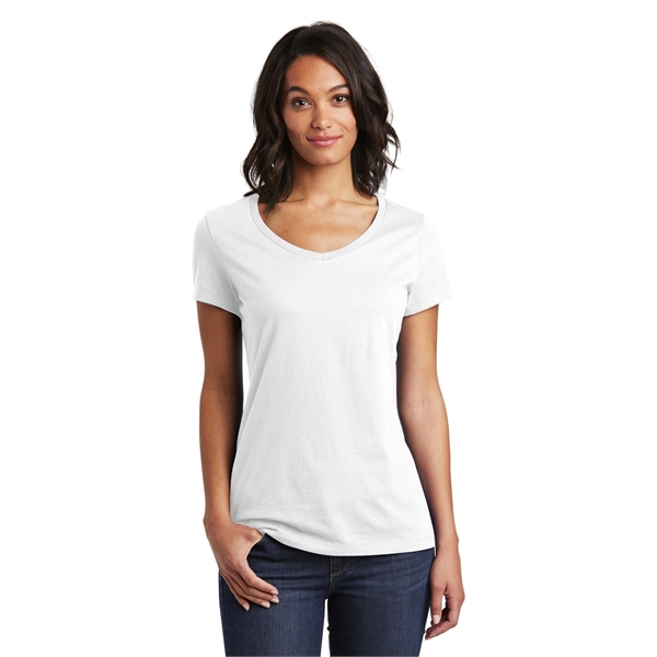 District Women's Very Important Tee V-Neck.