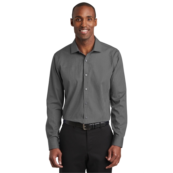 Red House Slim Fit Nailhead Non-Iron Shirt.