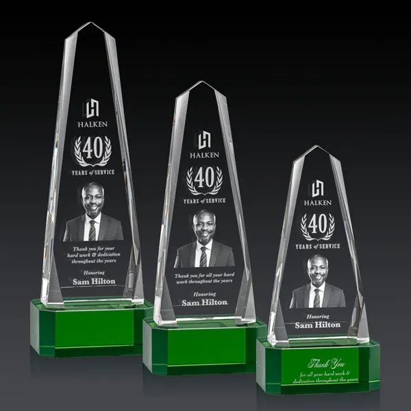 Geneva 3D Award on Base - Green