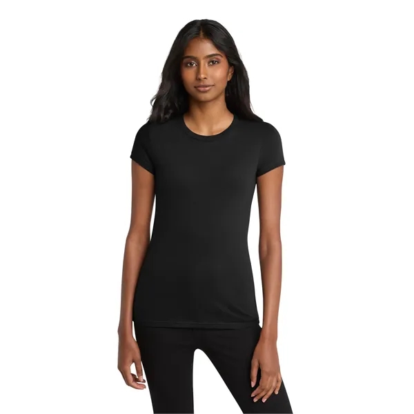 District Women's Fitted Very Important Tee .