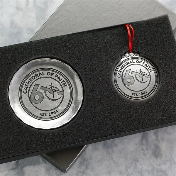 Round Coaster and Ornament Set