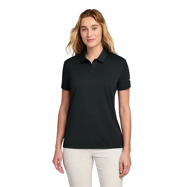 Nike Women's Dry Essential Solid Polo