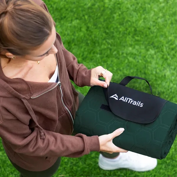 Fold Up Outdoor Blanket