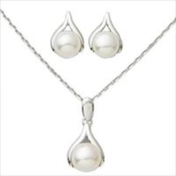 Jilco Pearl Earring & Necklace Set