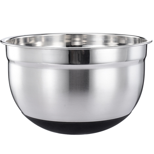 3 quart stainless steel bowl with a rubber bottom